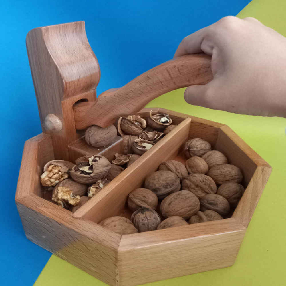 Rustikaler Hebel-Nussknacker – Handgefertigter Buchenholz-Nussknacker für starke, einfache Anwendung