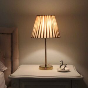 Akzent Tischlampe mit Stoff-Tapered Lampenschirm Norham