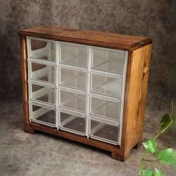 Elegante Holzbox – Stilvolle Aufbewahrungslösung mit 12 Kunststoff-Schubladen