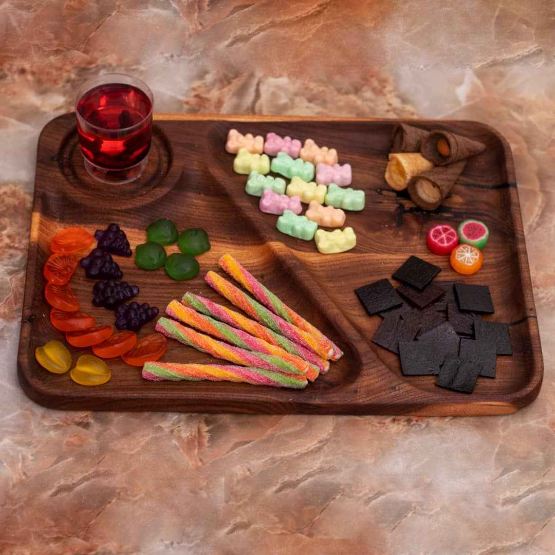 Holztablett mit drei Abschnitten – Modell Snacks | Ideal für Vorspeisen & Mehr