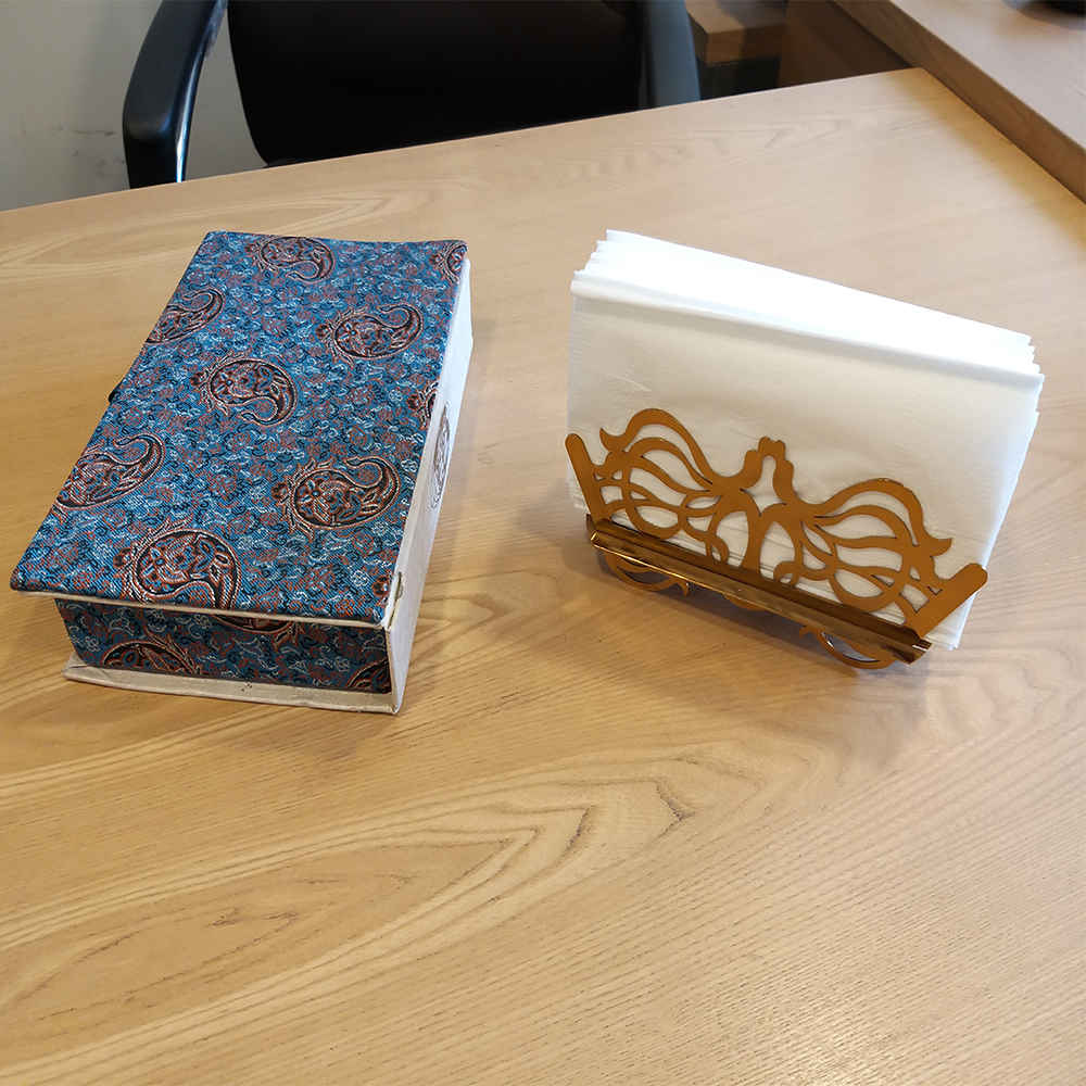 Goldener Taschentuchhalter – Schickes Wohnaccessoire