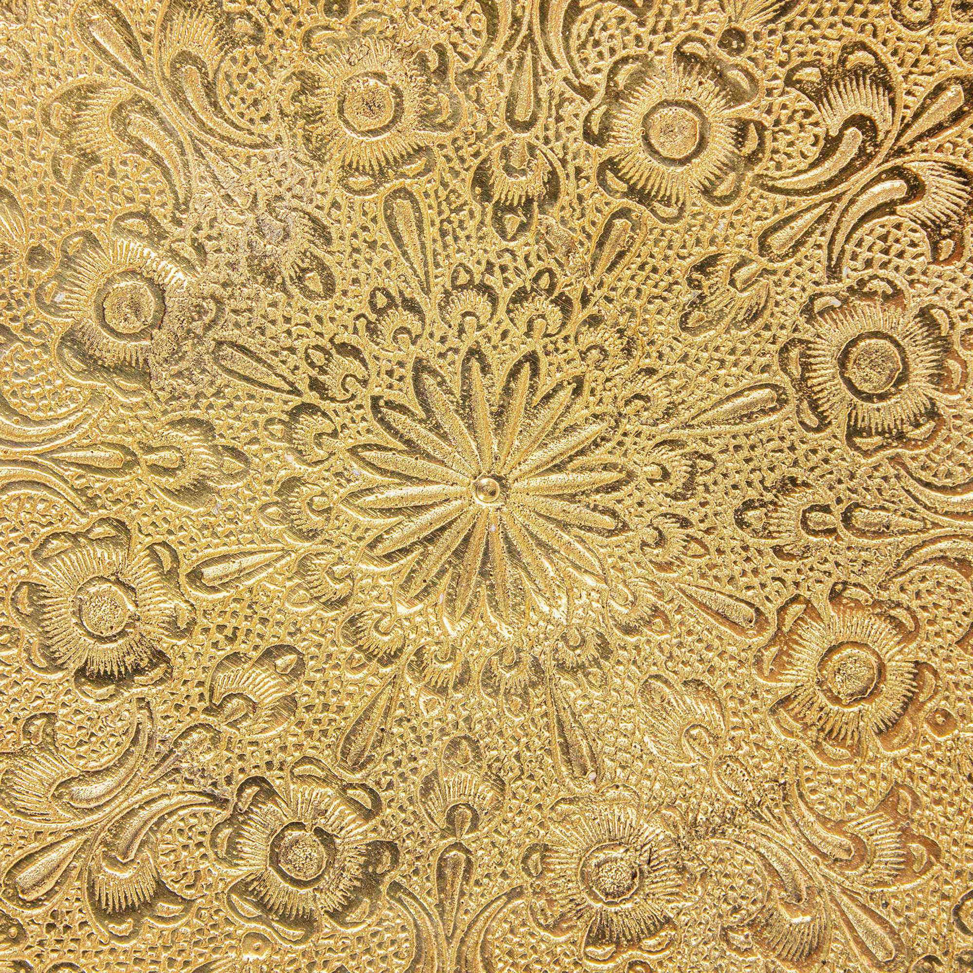 Messing Servierständer Quadratische Form mit Komplexer Gravur Eleganz