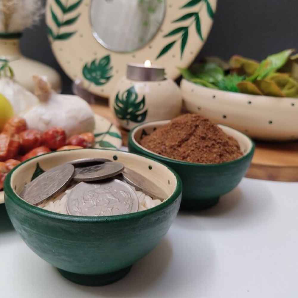 Elegantes Haft-Seen Set Teller mit Spiegel geeignet für Nowruz