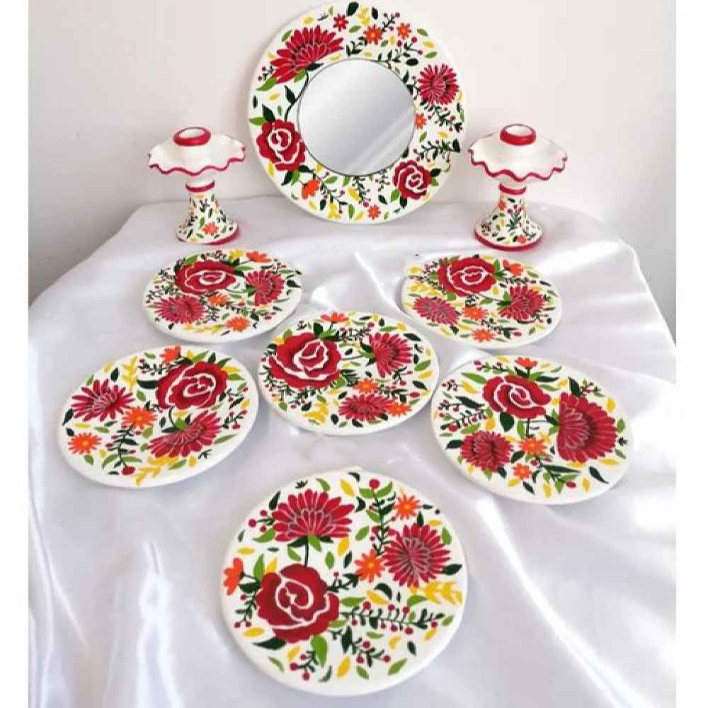 Elegantes Töpferware Haft-Seen Set mit Blumenmuster für Nowruz
