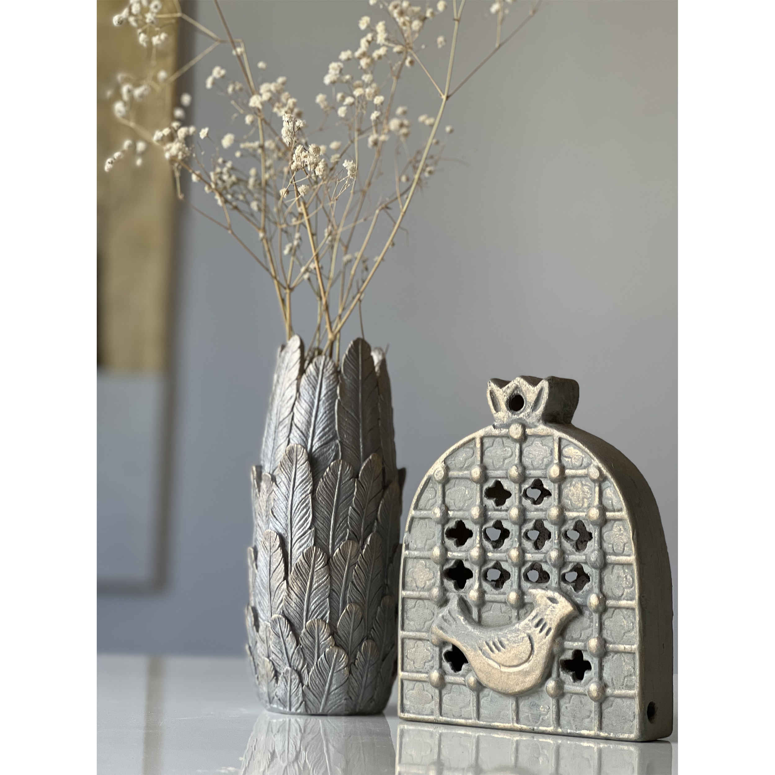 Handgefertigter Keramik-Räucherstäbchenhalter – Morghe Amin Design