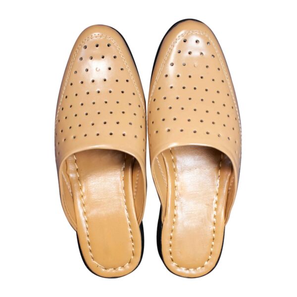 Islamische Nalain-Slipper in Creme aus Kunstleder