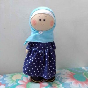Fatima Muslimische Hijab-Stoffpuppe – Perfektes Islamisches Geschenk | Handgefertigt und Charmant