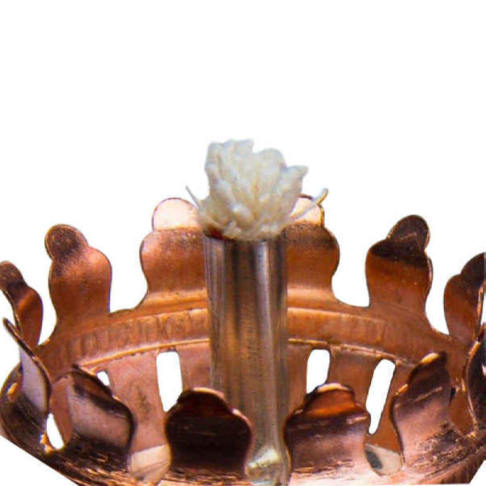 Persische Petroleumlampe mit Kupferfuß im Shah Abbasi Design