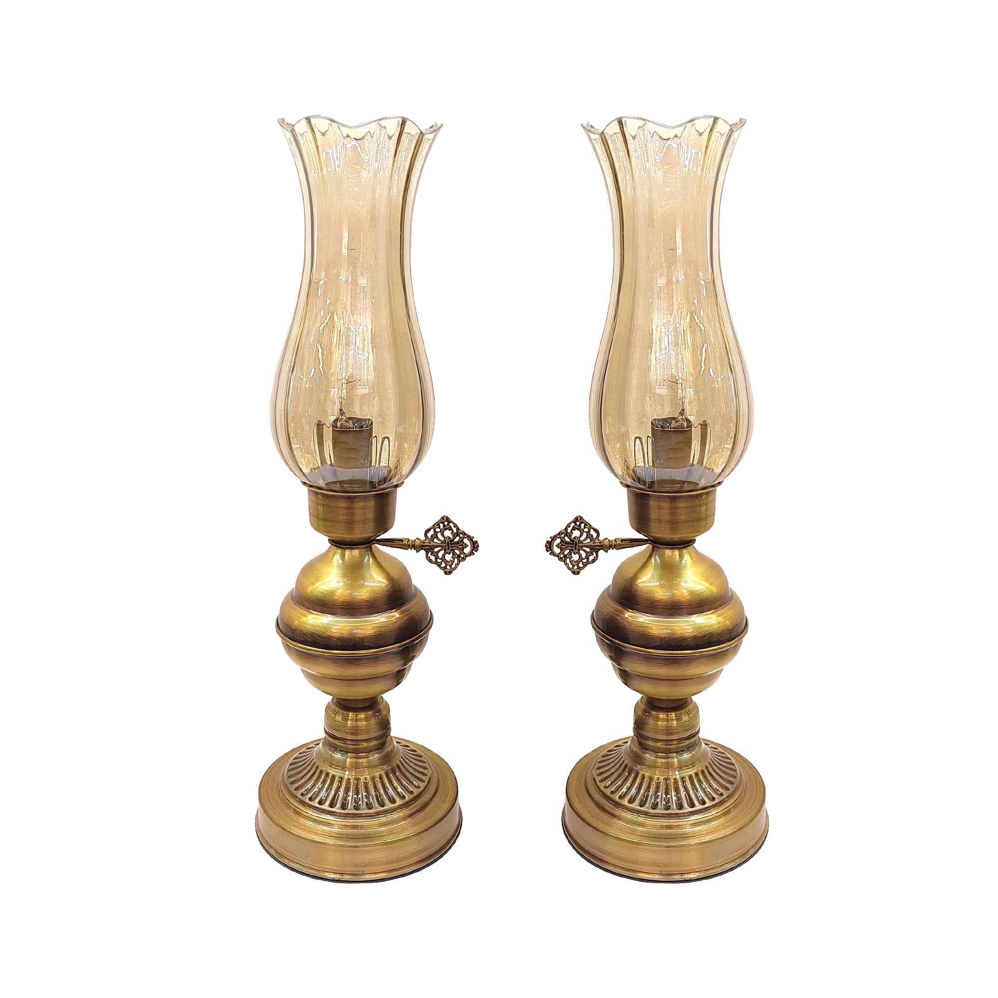 Persische Petroleumlampe mit Metallfuß (2x)