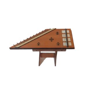 Maquette Modellbausatz: Nachbildung des persischen Qanun-Instruments in Holz