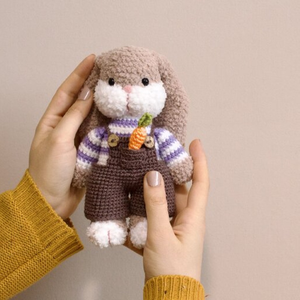Handgemachtes Amigurumi Hase Kuscheltier – Weich und Kuschelig | Gemütliches Plüschtier