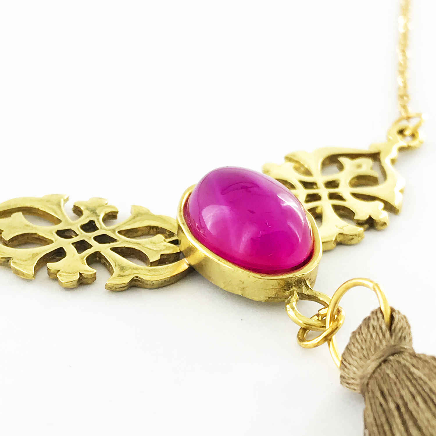 Stahlkette mit persischem traditionellem Design für Frauen