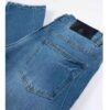 Gerade geschnittene Jeans mit Rissen, Sportoutfit für Männer