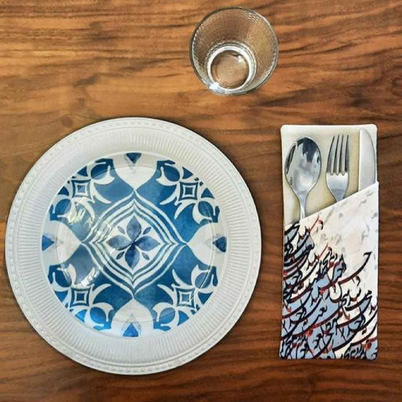 Samtbesteckbeutel mit Blumendesign – Eleganter Blauer Stil