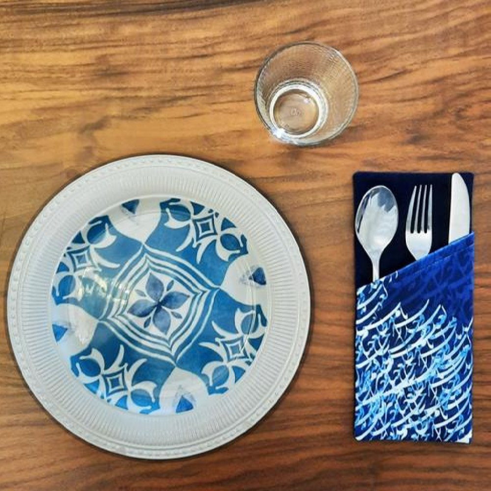 Samtbesteckbeutel mit persischer Kalligraphie – Elegantes Design