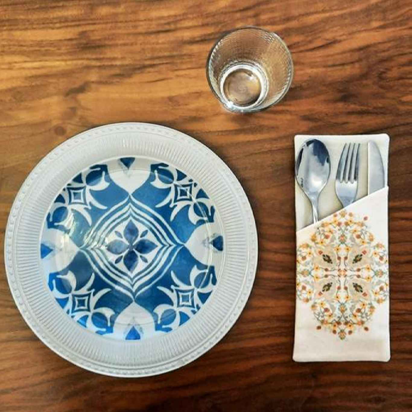 Samtbesteckbeutel – Schicke Tischdekoration mit geometrischem Design