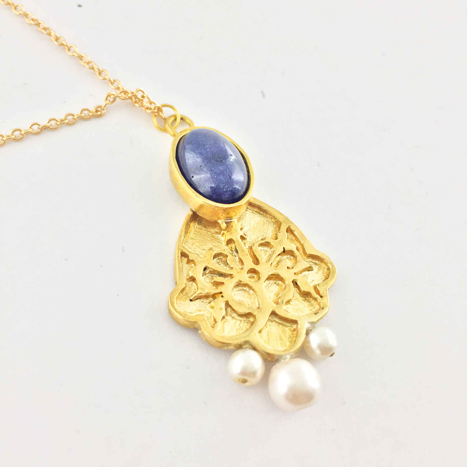 Messing-Halskette im persischen traditionellen Stil für Frauen mit Lapislazuli