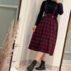 Damenrock mit Trägern, Outfit mit kariertem Design