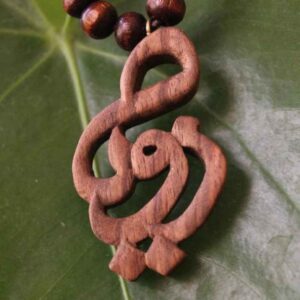 Farsi Name Halskette Graviertes Holz-Pendant Handgefertigt Roya