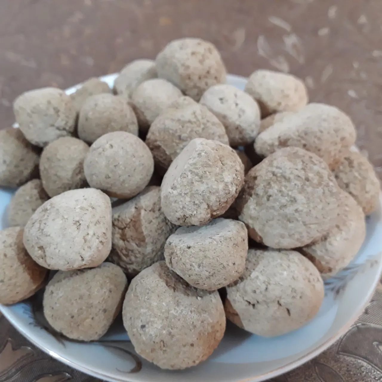 Persisches Trockenbrot – Traditionelles persisches Eichelbrot Kalg (400 Gramm)