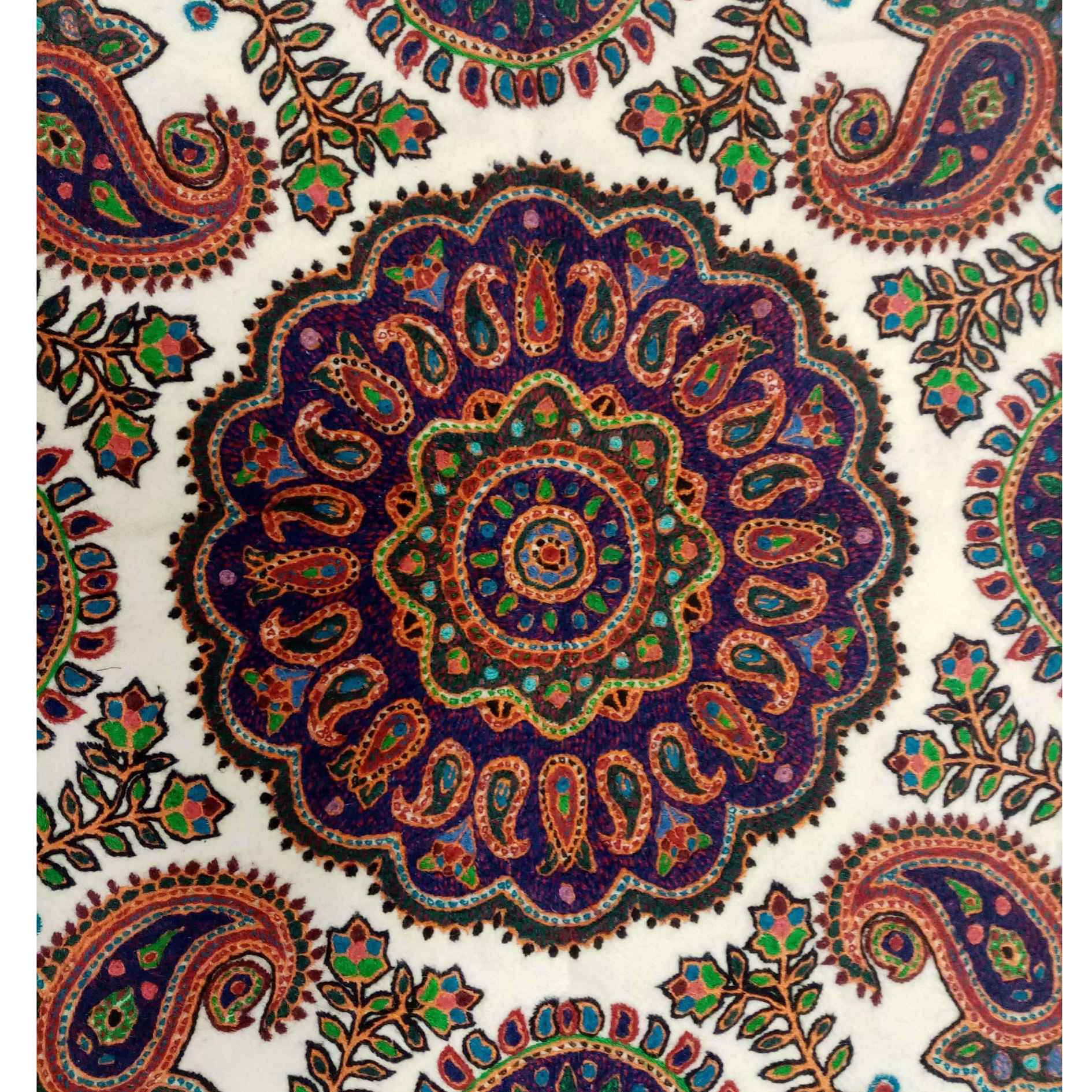 Pateh Kermans Erbe Handgefertigte Tischdecke Golshan