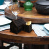 Holz-Zahnstochersetzer mit Cottage-Design für Ihren Tisch