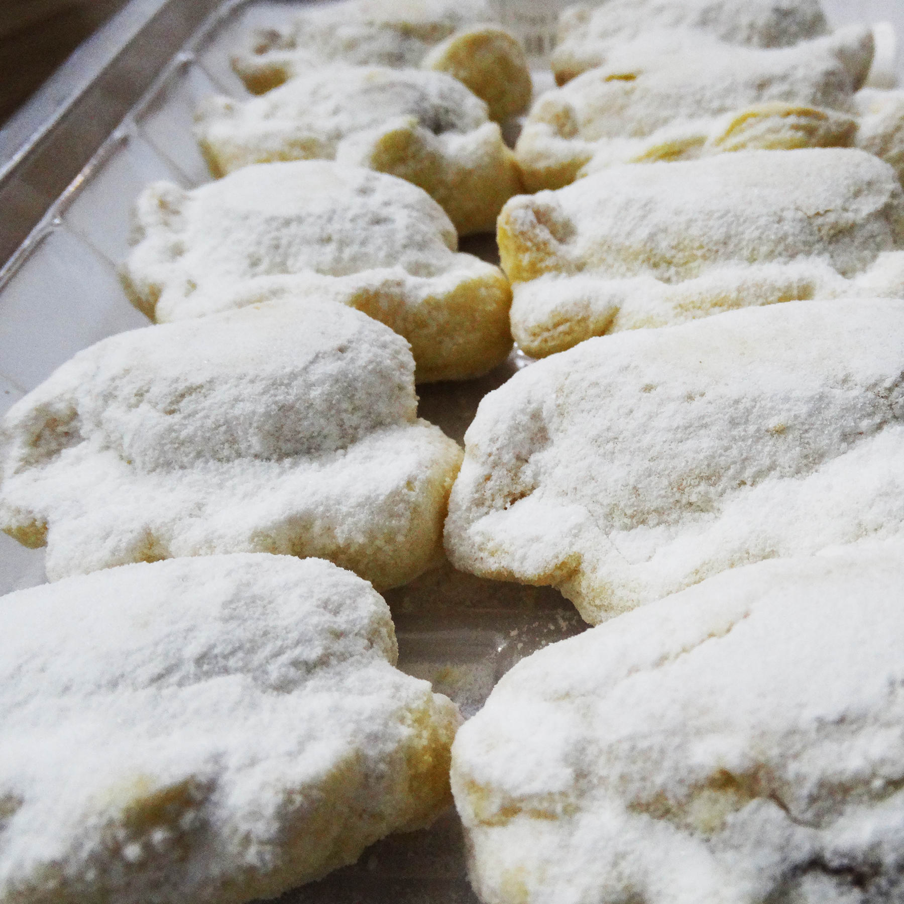 Persische Süßigkeit – Traditionelle Qottab-Teig gebacken in Qazvin (2x)