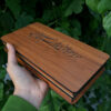 Holzbox zum Verschenken mit dem persischen Kalligrafiemuster