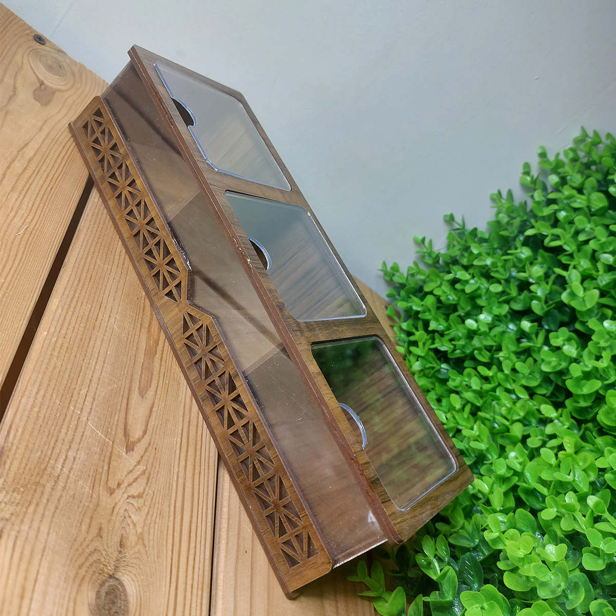 Teebeutelaufbewahrung aus Holz mit 3 Fächern – vielseitig verwendbar