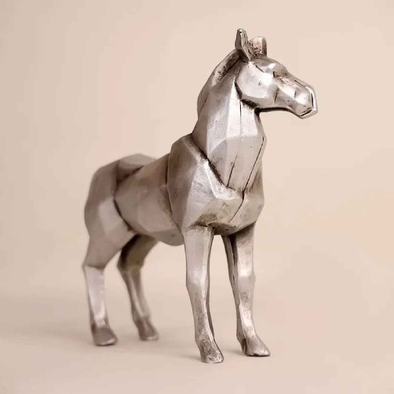 Geometrische Schwarze Hirsch Cubismus Figur 2 Stk. – Dekorative Akzente