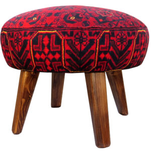 Traditioneller roter persischer Hocker mit Holzbeinen und Samtstoff, Artemis