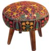 Traditioneller roter persischer Hocker mit Holzbeinen und Samtstoff, Blumenmuster