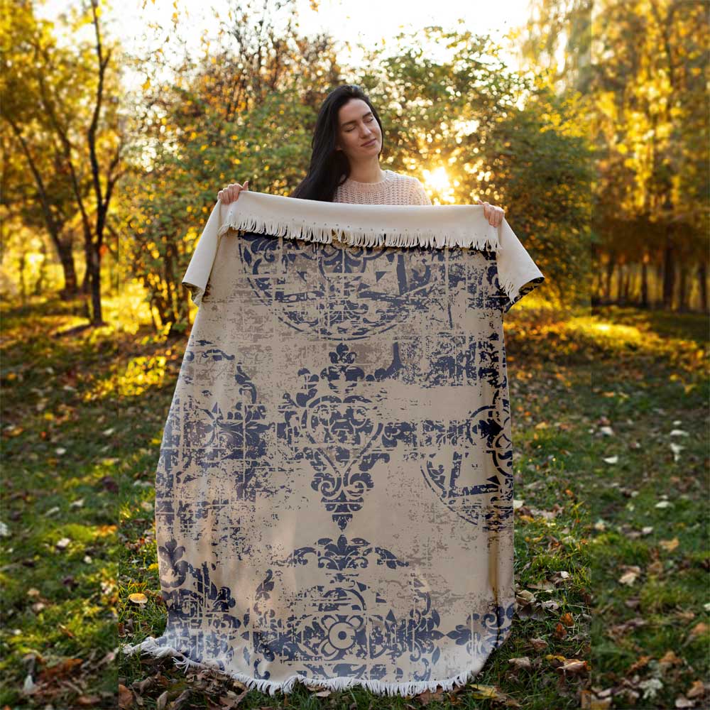 Samtwurfdecke, weich & leicht für Sofa Creme Vintage Print