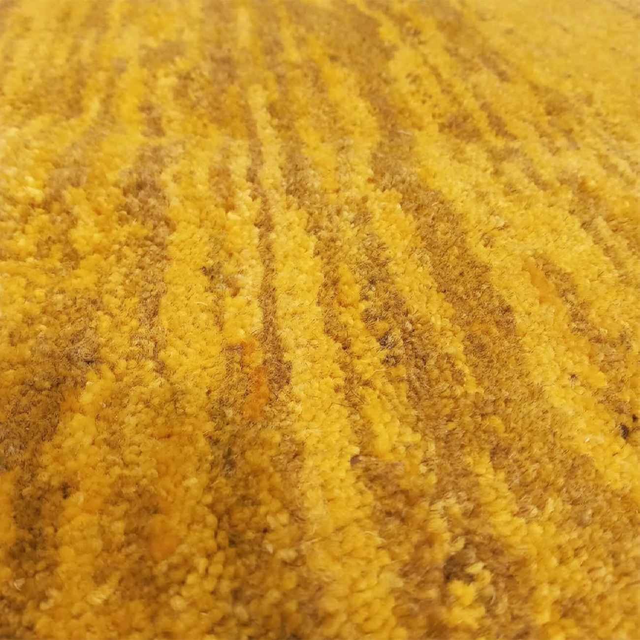 Authentischer persischer Gabbeh-Wollteppich handgewebt in Fars florales Muster