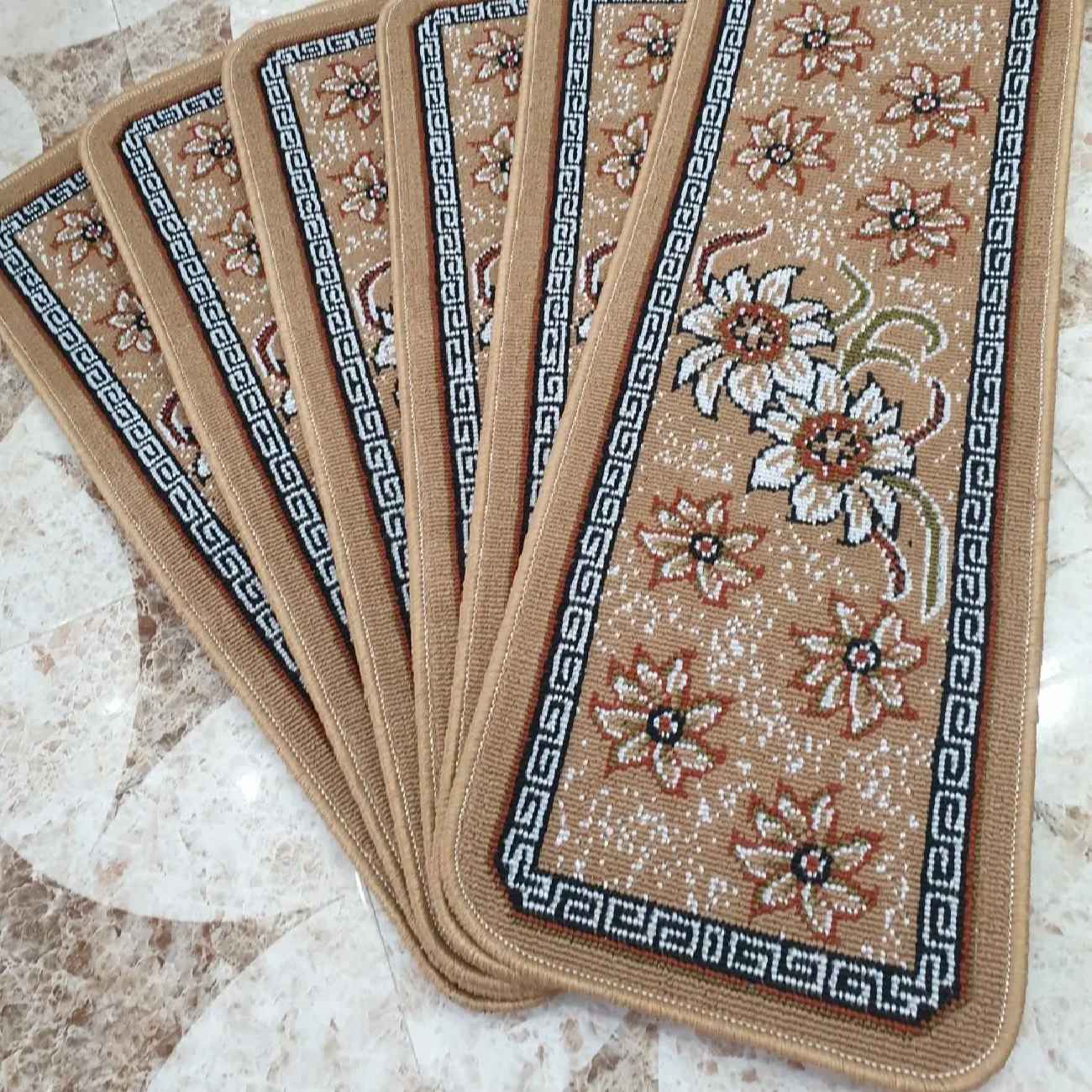 Teppich Treppenbelag Innen – Persisch inspiriertes Blumenmuster, 6 Stück