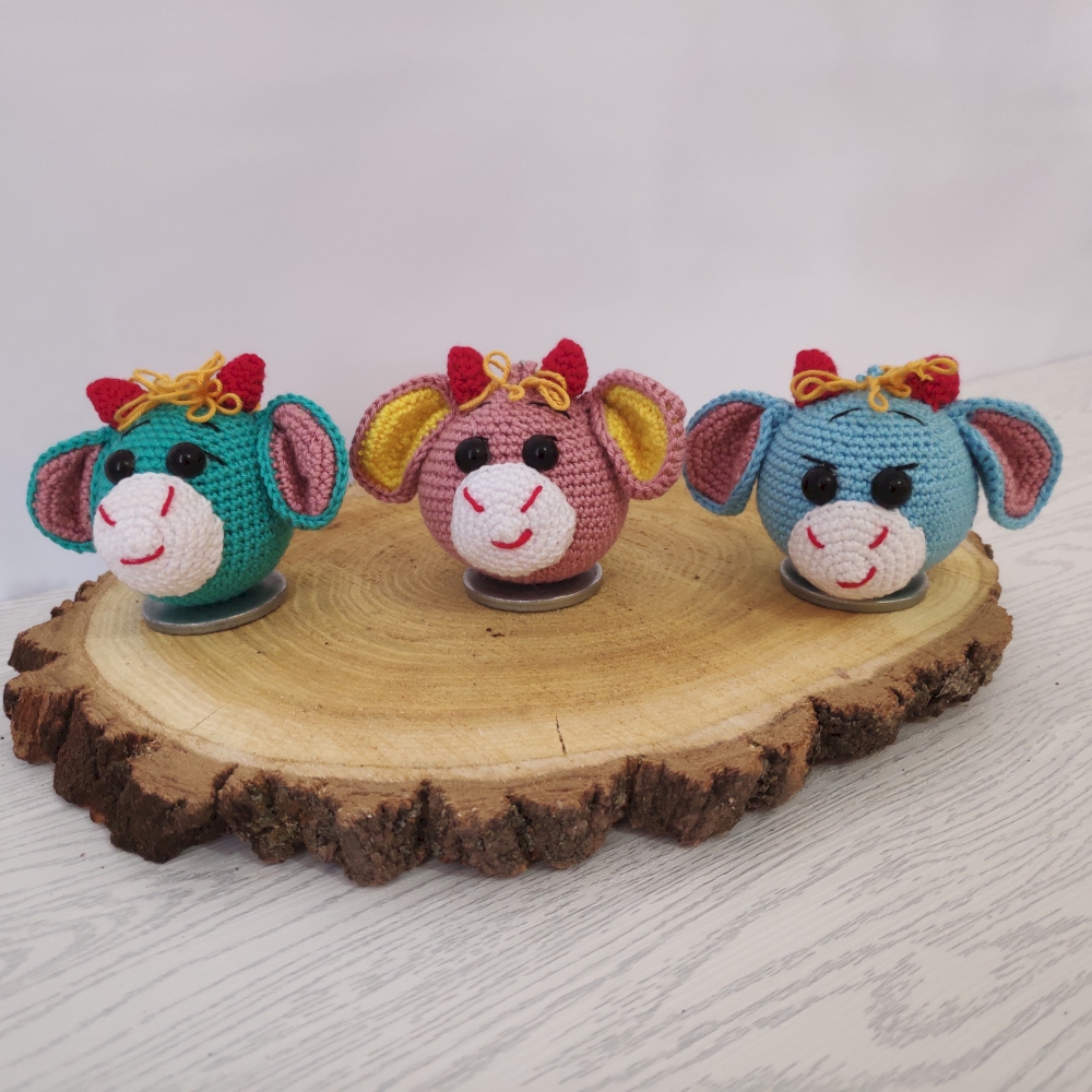 Handgemachter Häkel-Schlüsselanhänger – Kuhkopf Form