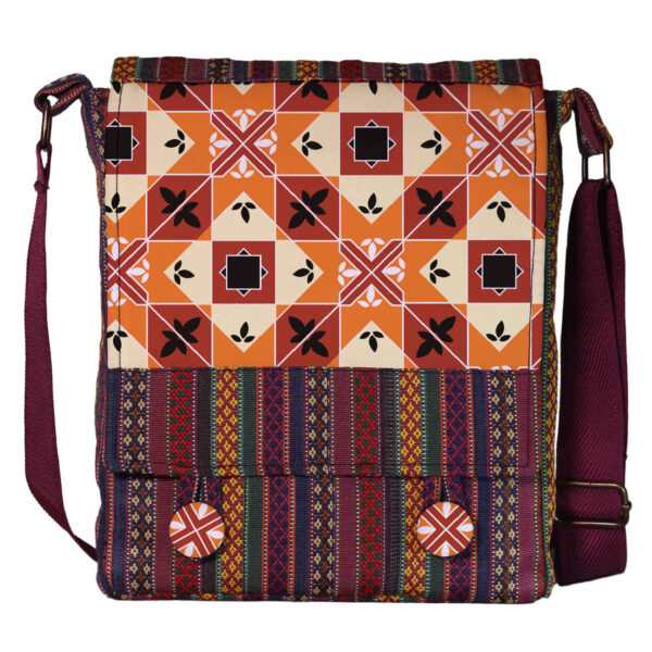 Traditionelle gestreifte Umhängetasche für Frauen