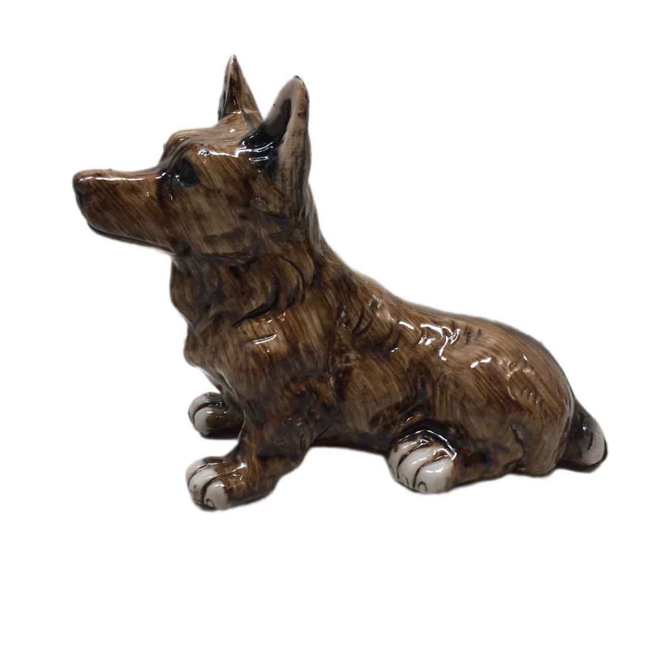 Dekorative Sitzende Braune Hund Figur – Charmante Haustier-Skulptur