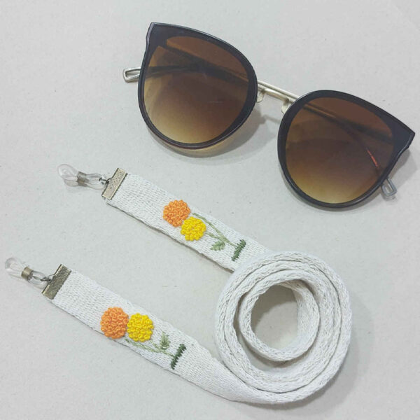 Brillenband – Langlebiges Stickerei-Design