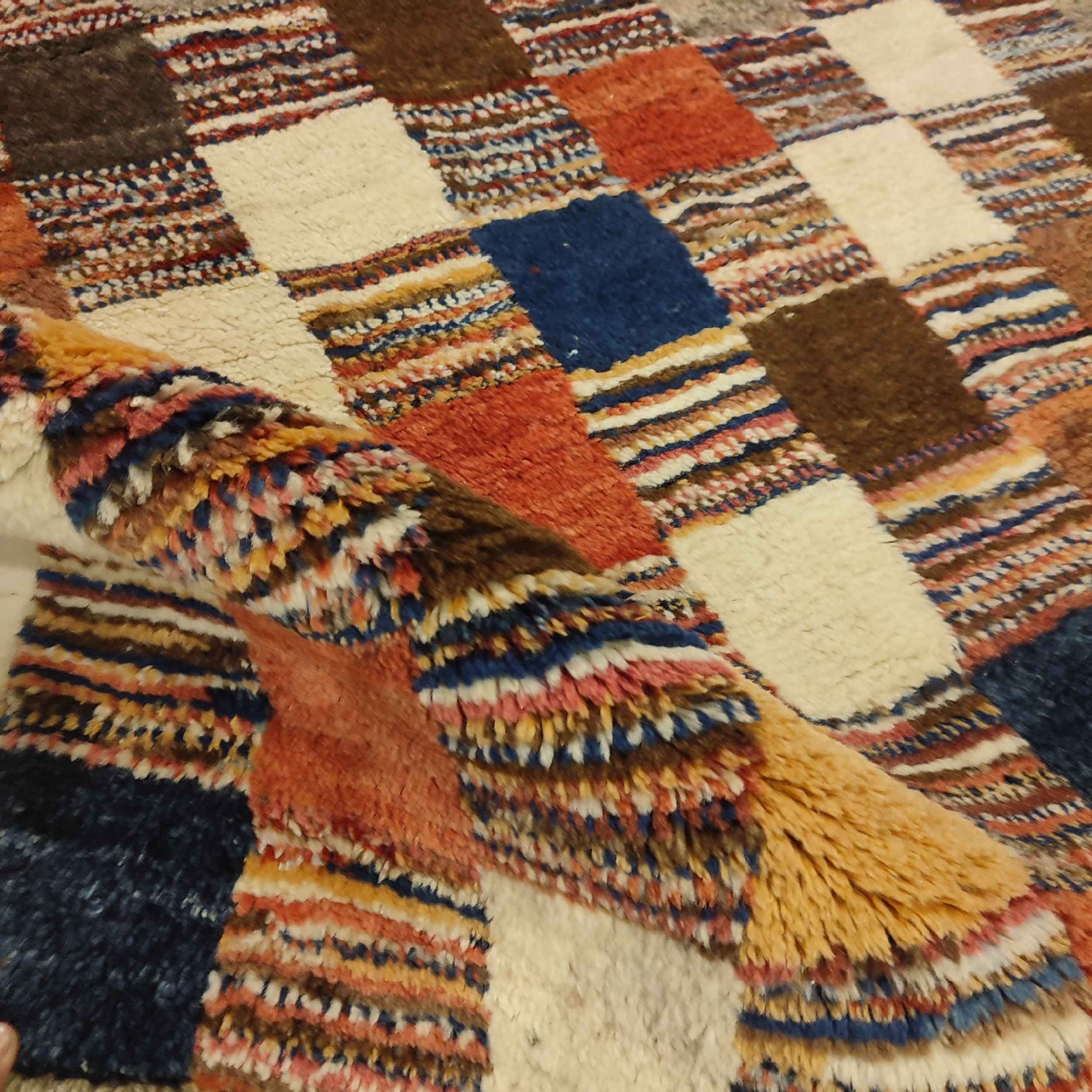 Authentischer echter persischer Gabbeh-Wollteppich handgewebt in Fars rot