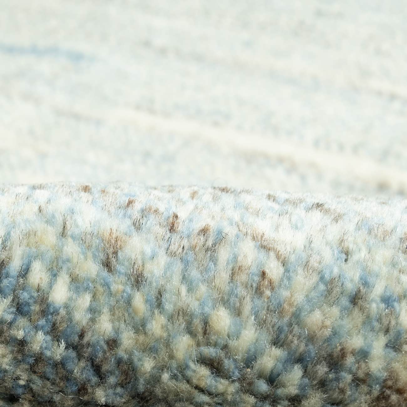 Original persischer Gabbeh-Wollteppich handgewebt in Fars mit Rand rosa