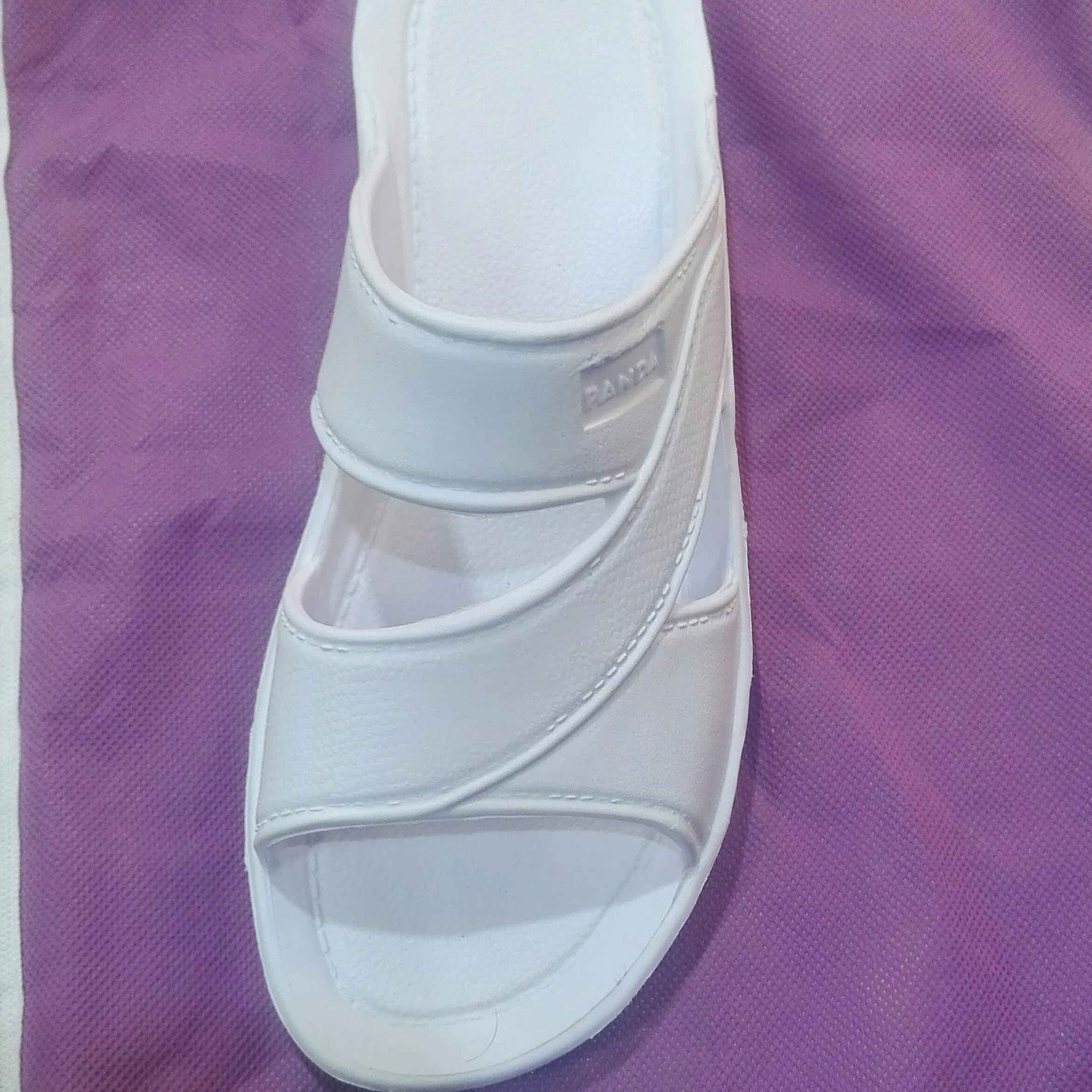 Weiße Ihram-Pantoffeln für Männer – Hajj & Umrah – Modell G430