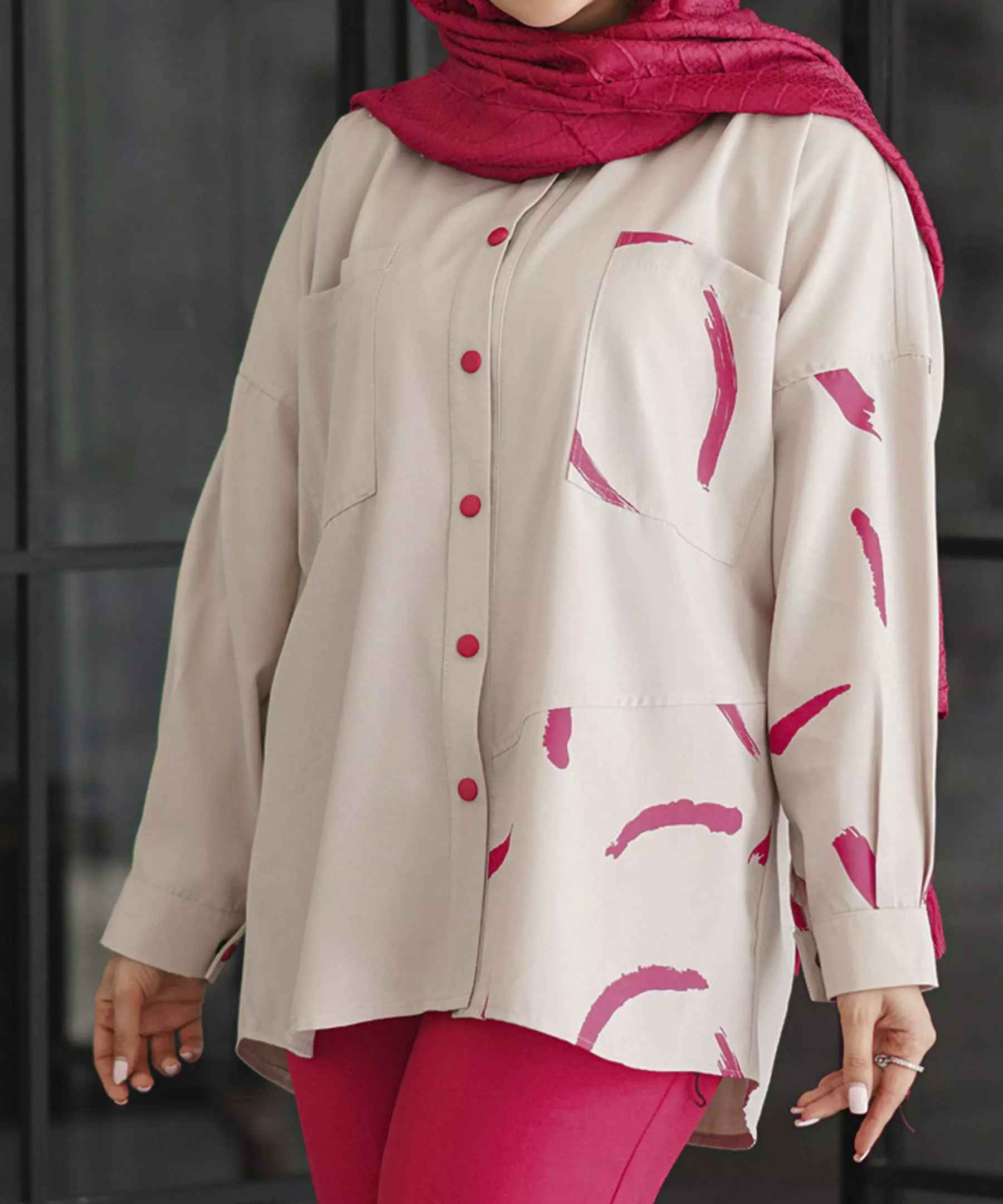 Damen-Manto & Hosen-Set mit zwei Taschen auf der Brust