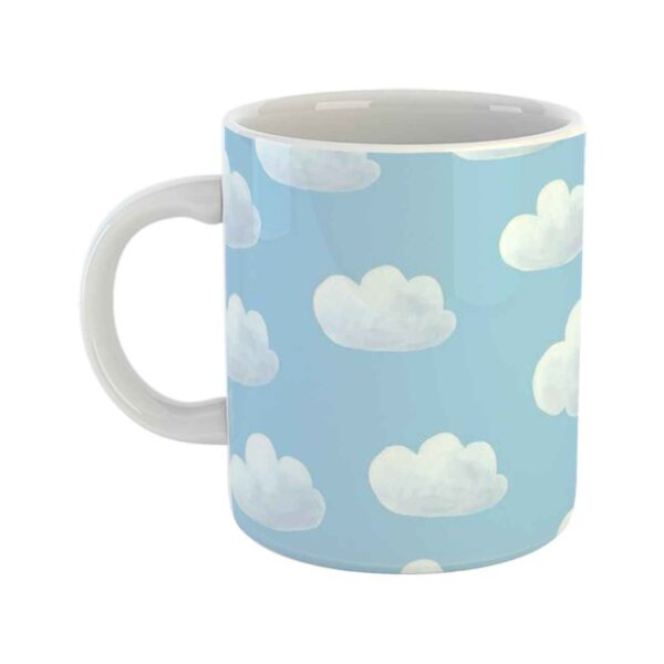 Keramik-Kaffeetasse mit Wolkenmotiv