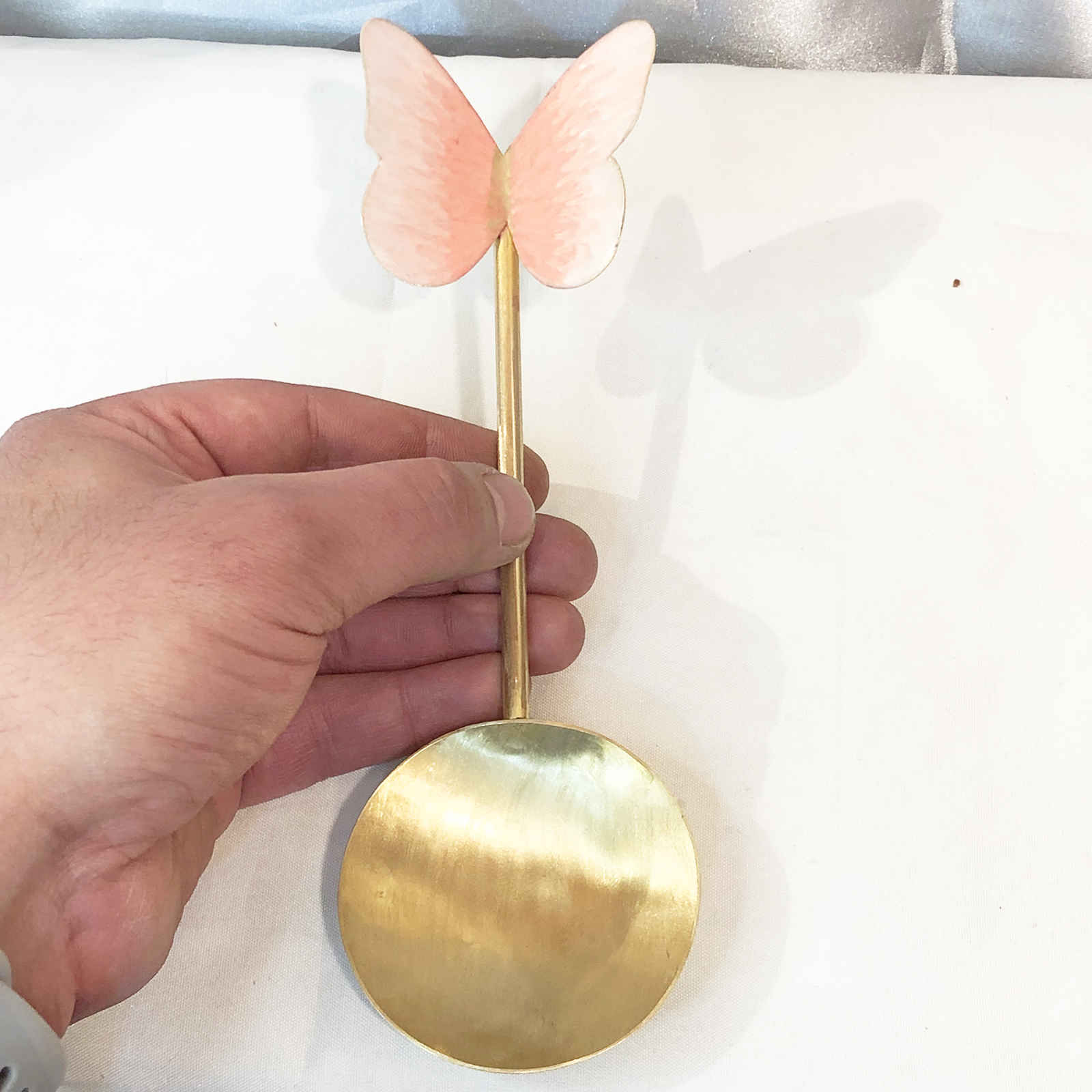 Messing Nussservierlöffel mit Schmetterlings-Design