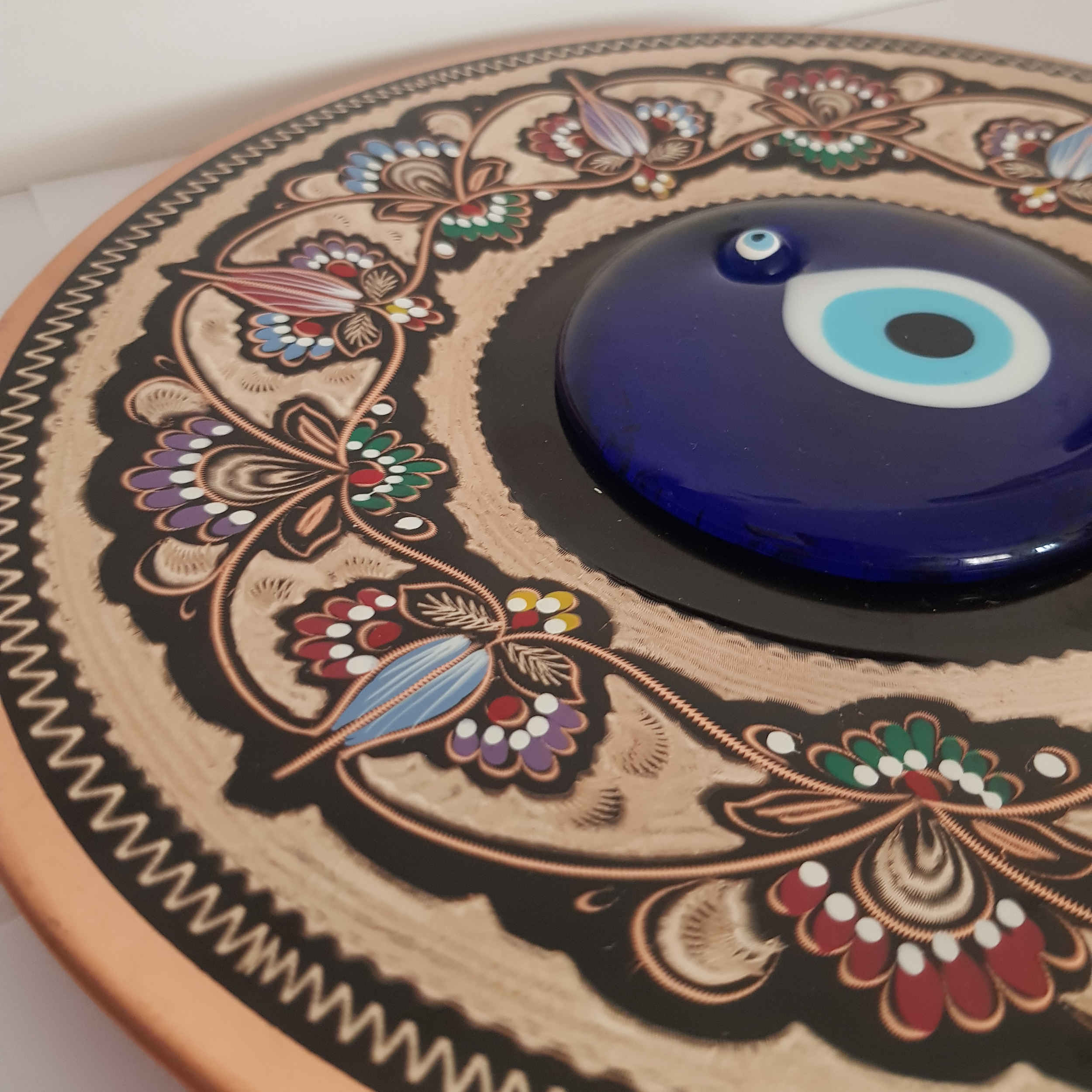 Dekorativer Kupferteller handgemalt mit persischer Minakari Emaille-Technik