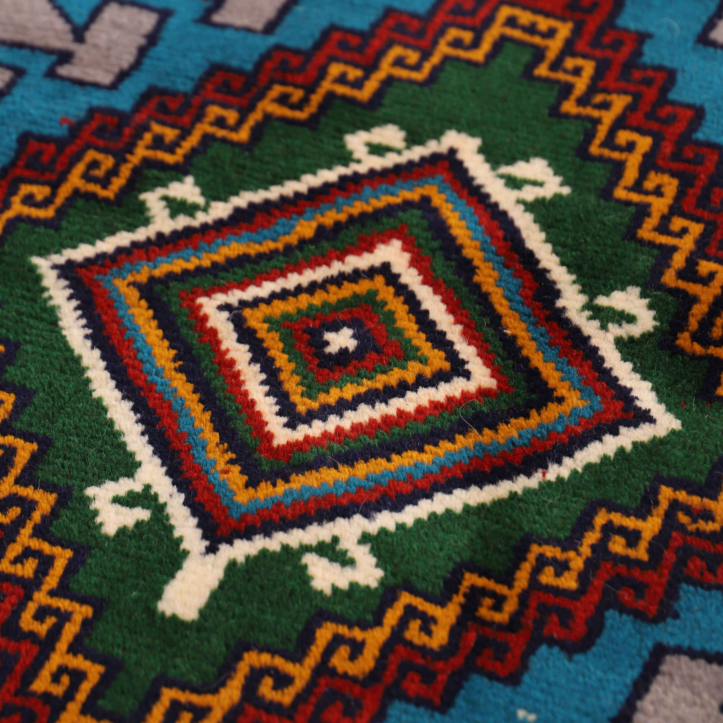 Persischer Teppich handgeknüpft Modell Golestan