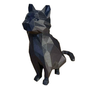 Geometrische sitzende schwarze Katze im Kubismus-Stil – Moderne Skulptur