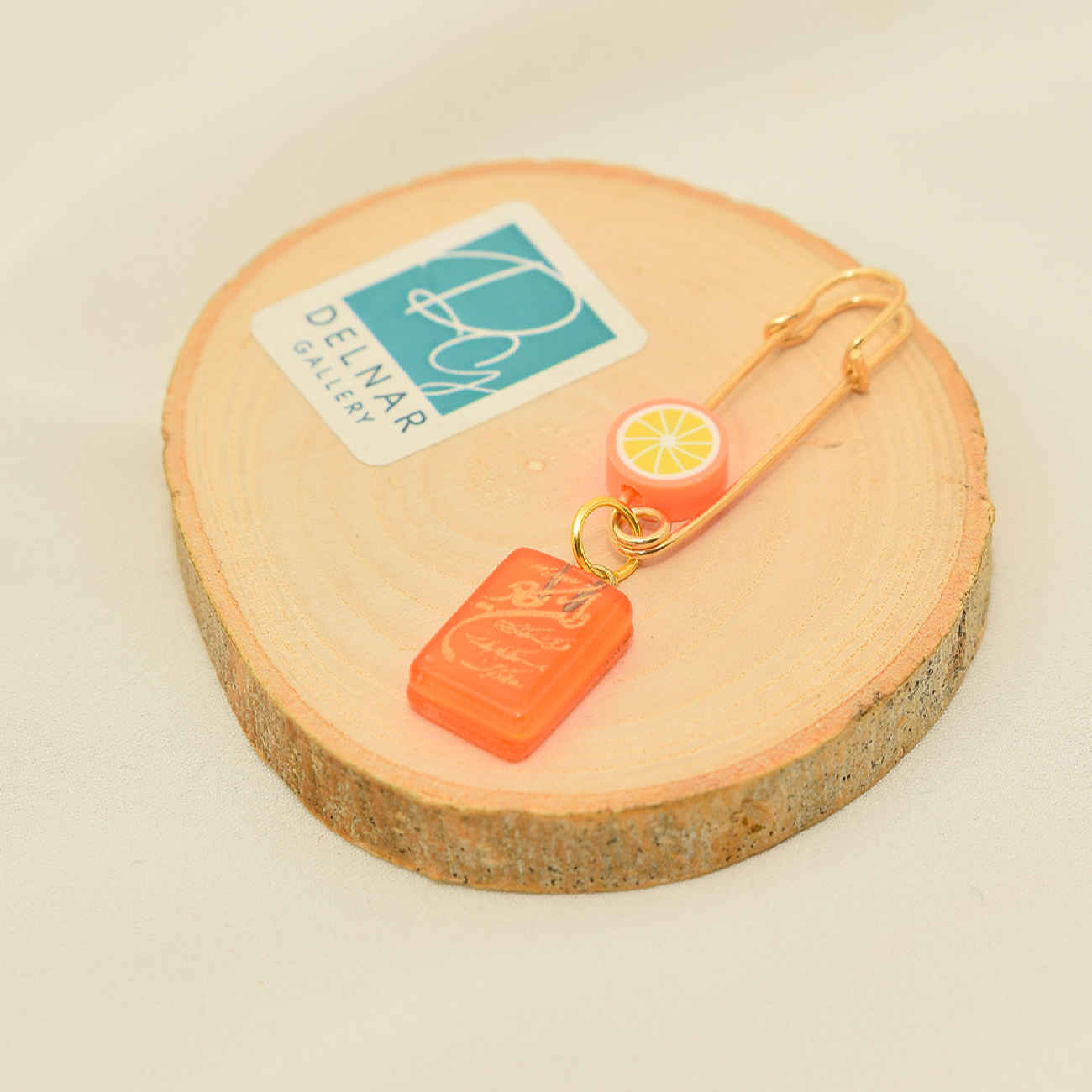 Islamische Sicherheitsnadel-Brosche für Neugeborene im Fantasie-Orange Design