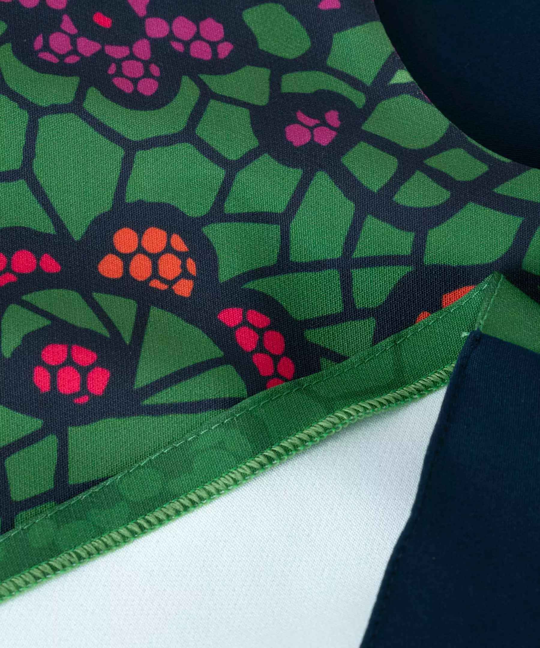 Regulär geschnittenes Kleid für Damen mit floralem Design